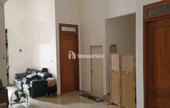 Jual Rumah Minimalis 2 Lantai di Area Barata Jaya Gubeng Surabaya