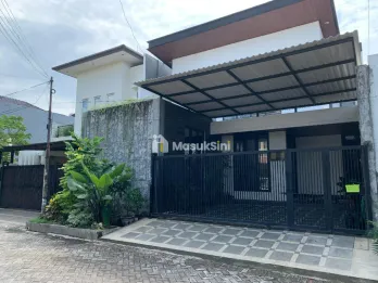 Jual Rumah Minimalis Mewah di Kawasan Tenggilis Mejoyo Surabaya Kota