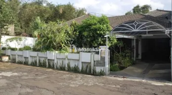 Jual Rumah Strategis di Jalan Budi Luhur Kota Bandung Shm