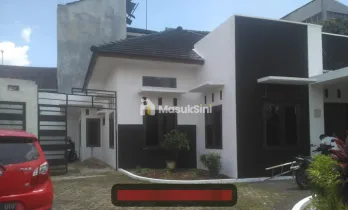 Jual Rumah Strategis di Komplek Bukit Cimanggu Kota Bogor