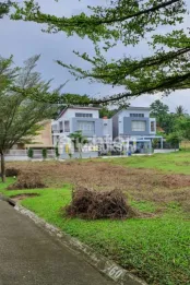 KAVLING EXLUSIF CLUSTER BEVERLY SENTUL CITY BOGOR