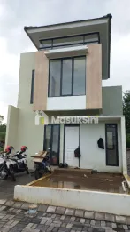 PERUMAHAN MODERN MINIMALIS DI KAWASAN BERKEMBANG CEMODOKANDANG