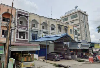 Ruko Tiga Lantai Luas Strategis di Daerah Tanah 600 Medan