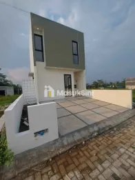 RUMAH 2 LANTAI 300 JUTAAN LOKASI DEKAT KLAYATAN SUKUN MALANG