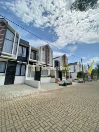 RUMAH 2 LANTAI LOKASI CLUSTER TENGAH KOTA MALANG