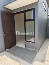 RUMAH 2 LANTAI LOKASI PERUMAHAN SUKUN DEKAT UNIKMAMA