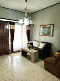 RUMAH 2 LANTAI SIAP HUNI