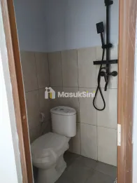 Rumah 2 Lantai Siap Huni, Dekat Pusat Kota Depok