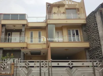 RUMAH 3 LANTAI DURI KOSAMBI CENGKARENG JAKARTA