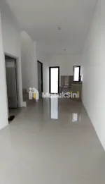 Rumah Babatan Pantai Siap Huni dekat Pakuwon City di Regency One Babatan