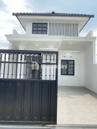 RUMAH BARU 500 JUTAAN LOKASI DEKAT KAMPUS BINUS ARAYA