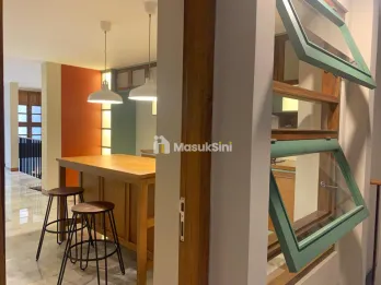 Rumah baru bebas banjir super strategis di rawamangun jakarta timur