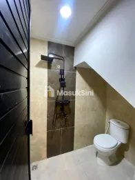 RUMAH BARU MINIMALIS LOKASI SULFAT BLIMBING