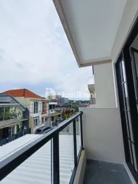 RUMAH BARU MODERN MINIMALIS LOKASI SAWOJAJAR 1