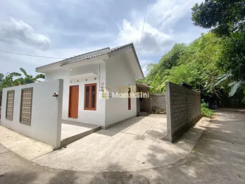 RUMAH CANTIK HARGA MURAH DI SUMBERHARJO, PRAMBANAN