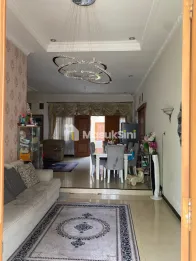 RUMAH CLASSIC MODERN SIAP HUNI 2 LANTAI - HARGA 3,5M NEGO