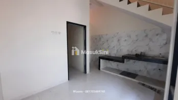 Rumah di Lebak Surabaya