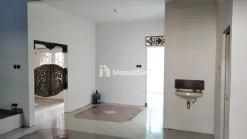 Rumah dijual di Jalan Teluk Grajakan Blimbing Kota Malang