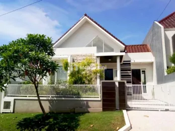 Rumah Disewakan Full Furnished di Austinville Tidar Malang