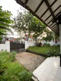 RUMAH HOOK DEKAT JALAN IJEN