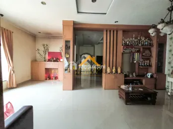 Rumah Hook Kondisi Siap Huni di Komplek Cemara