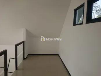 RUMAH HUNIAN MINIMALIS LOKASI CEMOROKANDANG