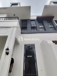 Rumah Jalan LA Sucopto Blimbing Kota Malang