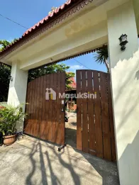 RUMAH & JOGLO FULL JATI, 5 MENIT KE KAMPUS UII DI SLEMAN