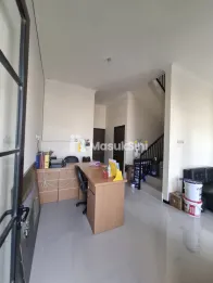 RUMAH KONSEP VILLA MODERN LOKASI PERTENGAHAN ANTARA BATU & KOTA