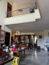 Rumah Long Golf View Raya Bukit Darmo Golf Mainroad Termurah