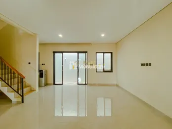 RUMAH MEWAH HANYA 500 METER DARI JALAN GODEAN