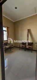 RUMAH MINIMALIS 2 LANTAI MURAH SIAP HUNI DEKAT KAMPUS UB - HARGA 890 JT