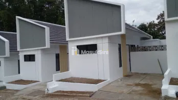 RUMAH MINIMALIS 2KT 1KM SIAP HUNI DEKAT MALANG SKYLAND