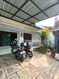 RUMAH MODERN 2 LANTAI SIAP HUNI - HARGA 985 JUTA NEGO
