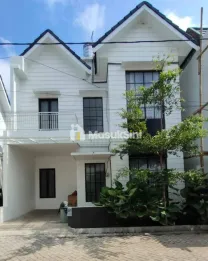 RUMAH MODERN DEKAT KAMPUS KOTA MALANG