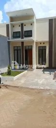 RUMAH MODERN LANTAI 2 LOKASI LAWANG - HARGA 345 JUTA