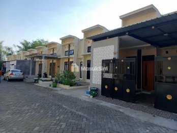 RUMAH MODERN LANTAI 2 LOKASI LAWANG - HARGA 345 JUTA