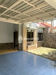 RUMAH MODERN LOKASI ARAYA DEKAT TERMINAL ARJOSARI - HARGA 1,250M NEGO