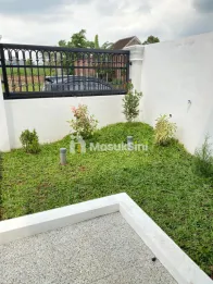RUMAH MODERN MINIMALIS BARU DAERAH PAKIS