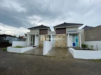 RUMAH MODERN MINIMALIS DEKAT SUKUN MALANG KOTA