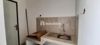 RUMAH MODERN MURAH LOKASI KEPANJEN DEKAT KE RS WAFA HUSADA