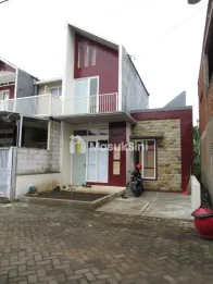 RUMAH MODERN SIAP HUNI