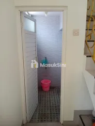 RUMAH MODERN SIAP HUNI DEKATN PLAZA ARAYA - HARGA 800 JUTA