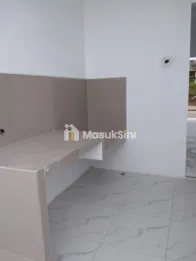 RUMAH MODERN SIAP HUNI DI MALANG
