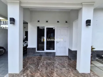 RUMAH MURAH, TANAH LUAS DEKAT SD BUDI MULIA DUA