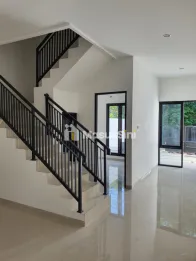 RUMAH NEW GRESS 100% MINIMALIS NIRWANA EKSEKUTIF DEKAT WONOREJO MERR