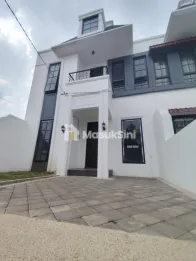 Rumah Pandanwangi Blimbing Kota Malang
