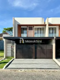 RUMAH PREMIUM SIAP HUNI LOKASI CLUSTER GOLF ARAYA