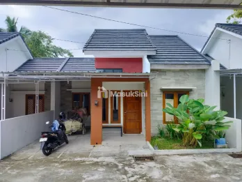 RUMAH SIAP HUNI 300JUTAAN DEKAT STASIUN SENTOLO BANTUL