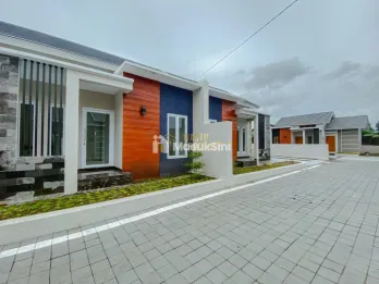 RUMAH SIAP HUNI, 5 MENIT KE PASAR PRAMBANAN DI KALASAN